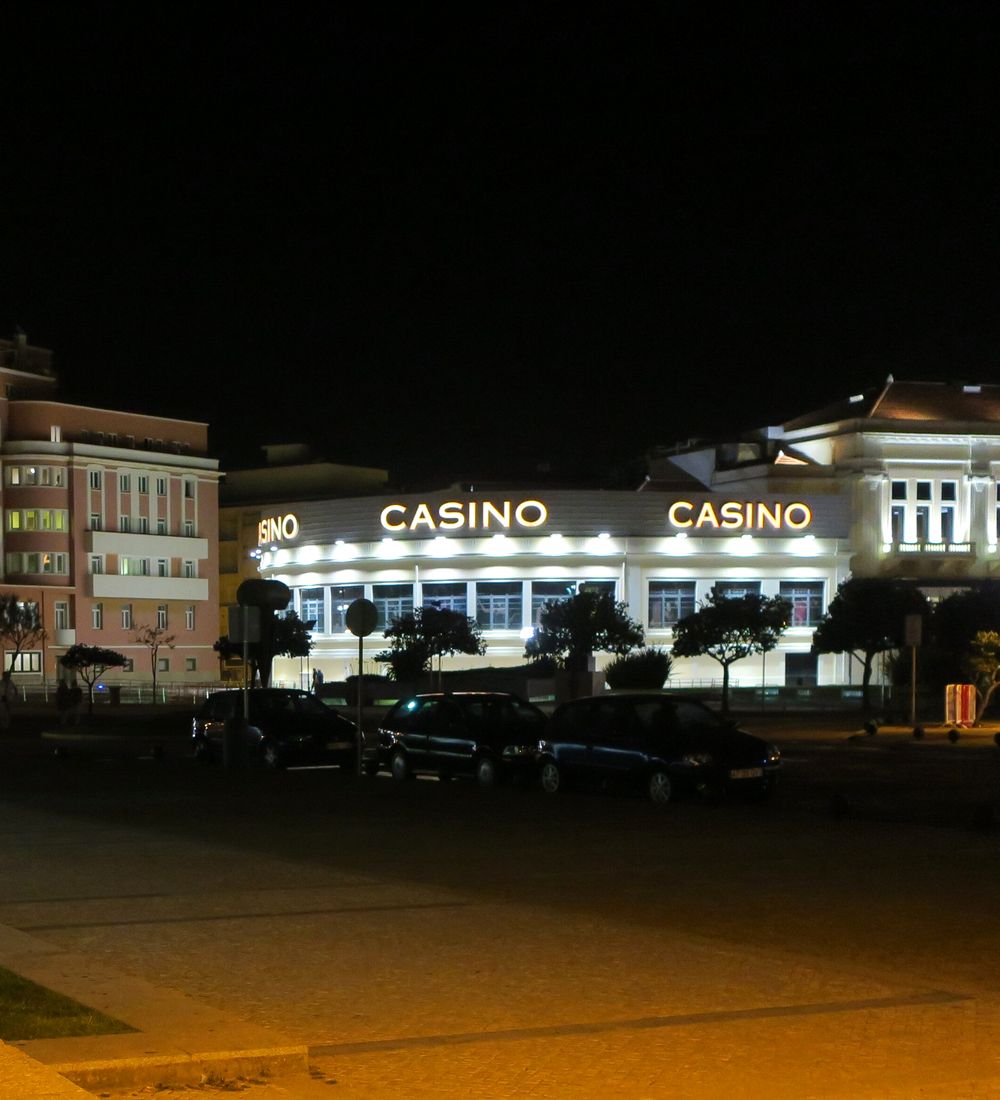 Casino da Póvoa de Varzim at night